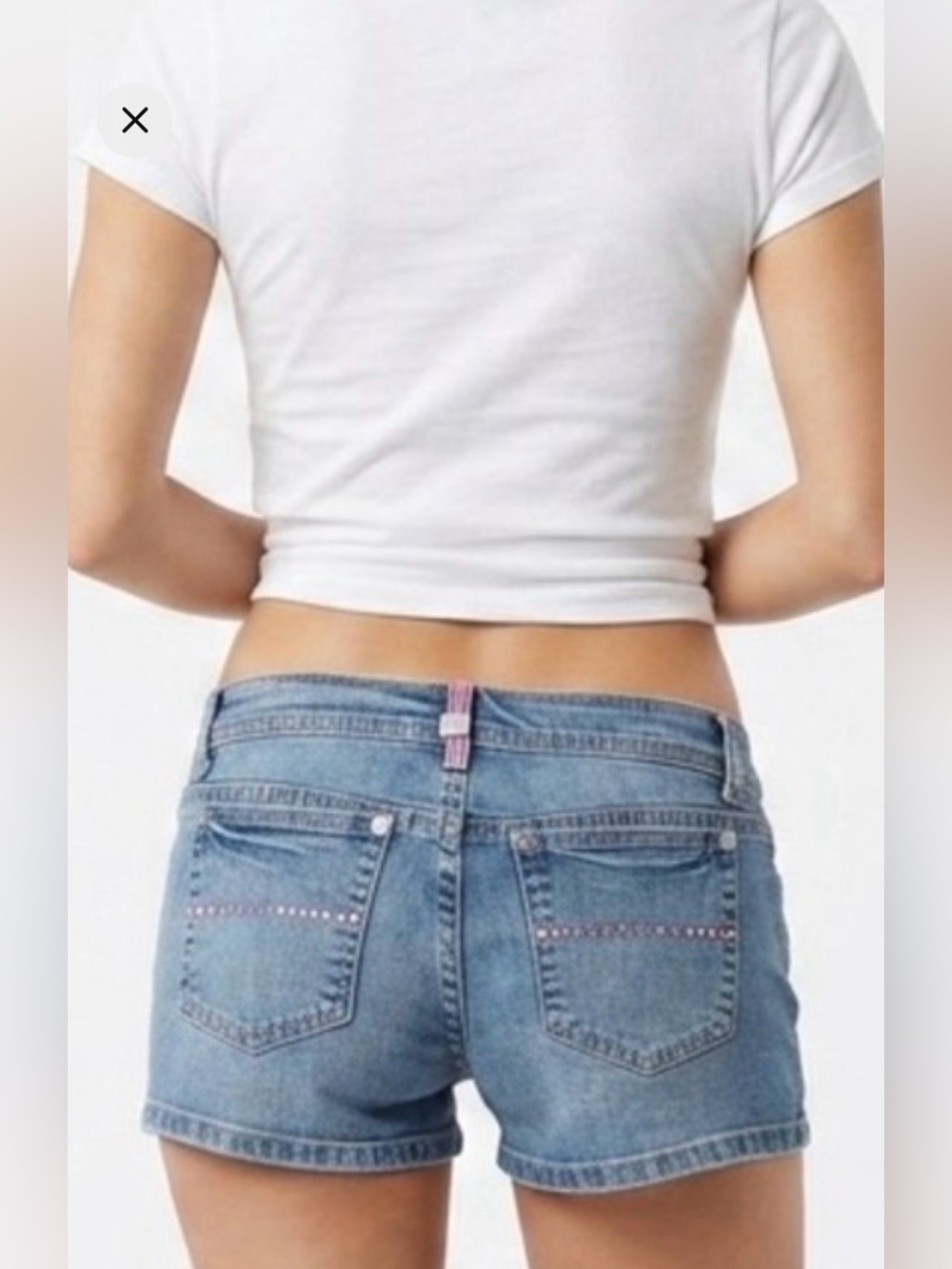 Vintage 2” Low Rise Light Wash Jean Shorts Size 3 Y2K 2000s Pink Embroidery